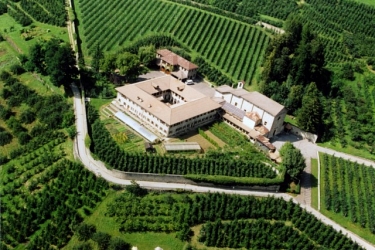 Il Convento dei Frati Cappuccini di Terzolas (Trento), uno dei siti monitorati dalla Cooperativa Sociale GSH di Cles (Trento), per verificare la presenza di barriere architettoniche 