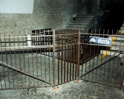 L'entrata con barriere della funicolare per Citt Alta